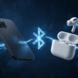 Bluetooth verbindet Smartphone und Kopfhörer kabellos